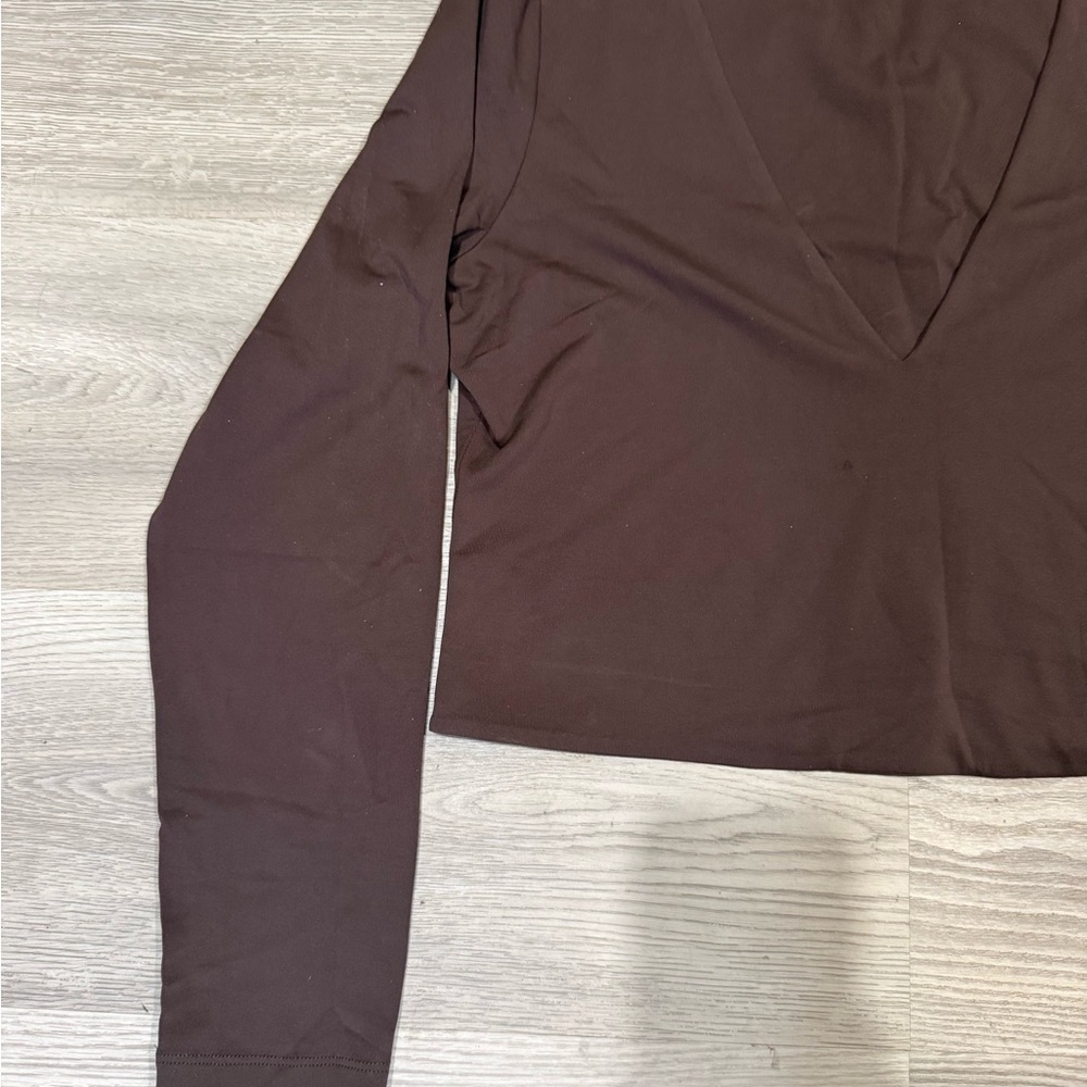 ARITIZA Babaton Contour Long Sleeve Brown Top Size XL - Picture 2 of 8